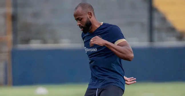 Reynaldo garante que Remo está em alerta para a dificuldade da partida, mas vai entrar com tudo pela vitória - Foto: Samara Miranda/Remo