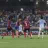 A vitória do Bahia por 1 a 0 sobre o PSC foi definida em um lance contestado pelos bicolores, mas o desenvolvimento do jogo evidenciou a diferença técnica entre as equipes.