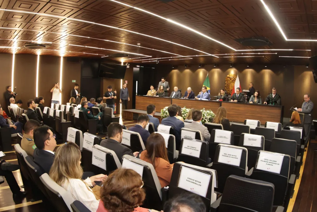 A cerimônia foi proposta pelo deputado estadual Fábio Freitas, que conduziu o ato. Foto: Divulgação