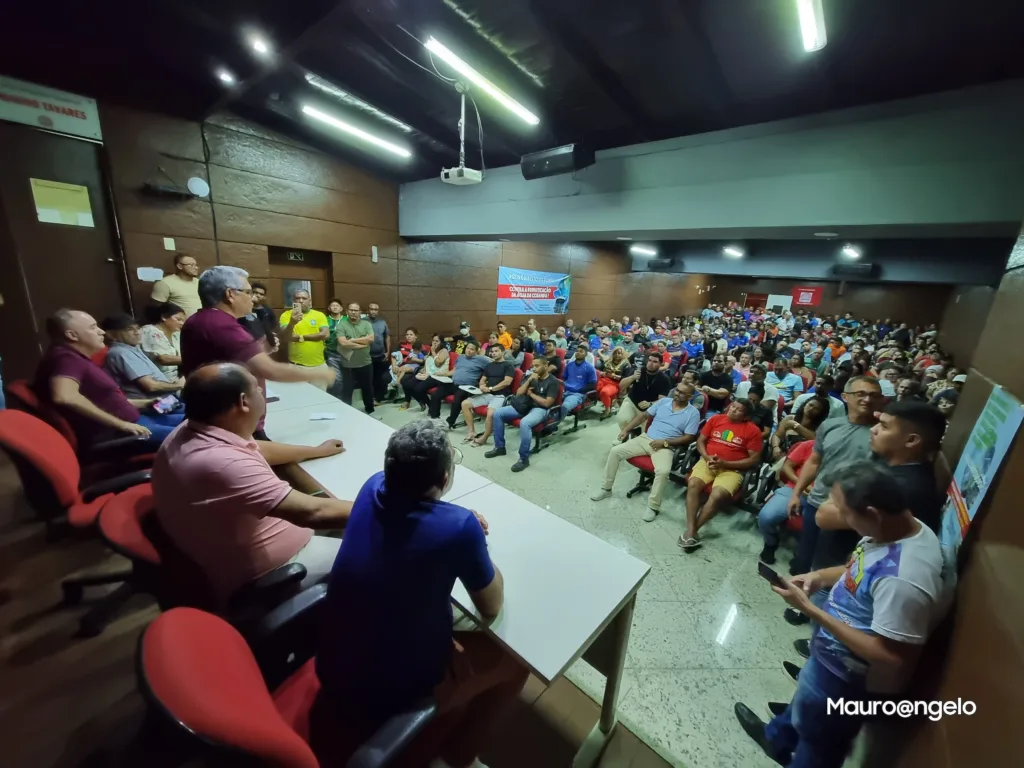 Rodoviários da Grande Belém descartam greve após acordo com empresários Rodoviários da Grande Belém descartam greve após acordo com empresários