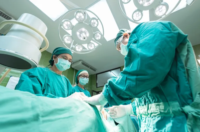 Na próxima quarta-feira, 29 de maio, o Grupo RBA promoverá o Webinar Especial – Dr. Responde, com o tema: “Cirurgia bariátrica e metabólica: o que é, quando e por que?”.