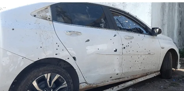 Uma equipe da Polícia Militar do Amapá atirou contra um carro durante uma abordagem e matou sete homens que estavam no veículo.