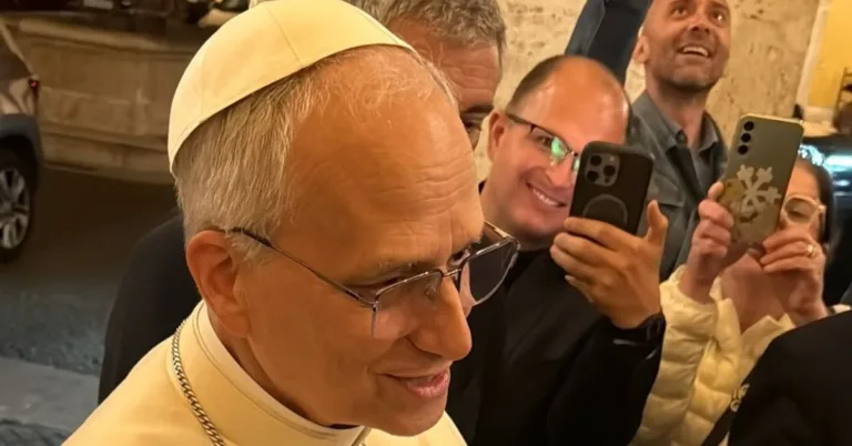 O anúncio da escolha do americano Robert Francis Prevost, de 69 anos, como sucessor do papa Francisco, pegou muitos de surpresa.