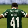 Estêvão (2) e Flaco López marcaram os gols da partida, mas o brilho ficou com a joia palmeirense.