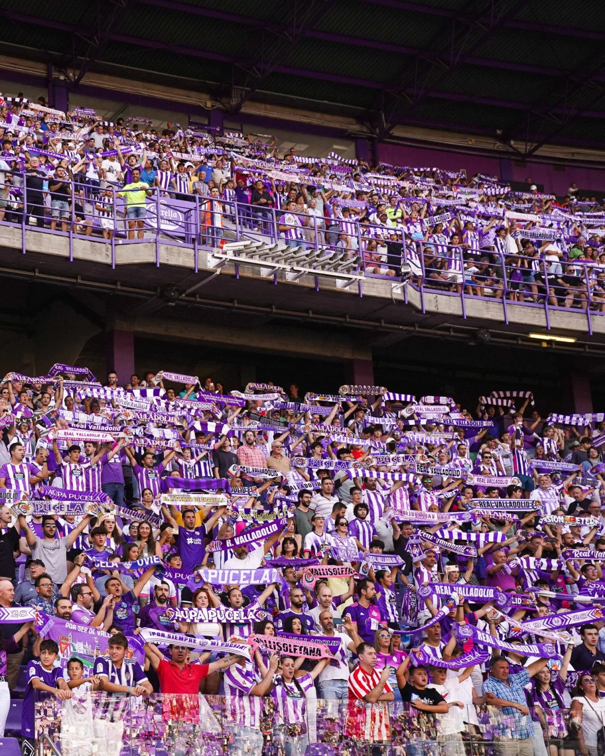 Ronaldo não é mais presidente e sócio majoritário do Real Valladolid. O ex-jogador vendeu suas ações a um grupo de investimento norte-americano por 50 milhões de euros