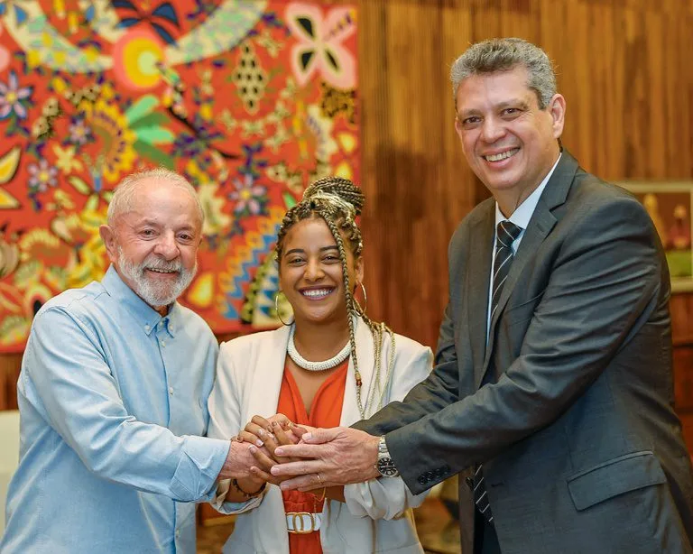 O presidente Luiz Inácio Lula da Silva definiu, nesta terça-feira (6/5), Marcele Oliveira, comunicadora e ativista climática, de 26 anos, para a função de Campeã de Juventude da COP30. Foto: Divulgação
