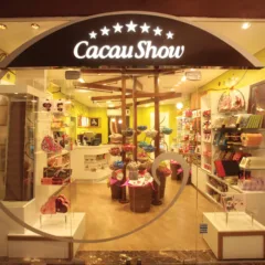 Todas as acusações são consideradas falsas pela Cacau Show, que tem mais de 4.600 unidades no país, segundo a ABF (Associação Brasileira de Franchising).