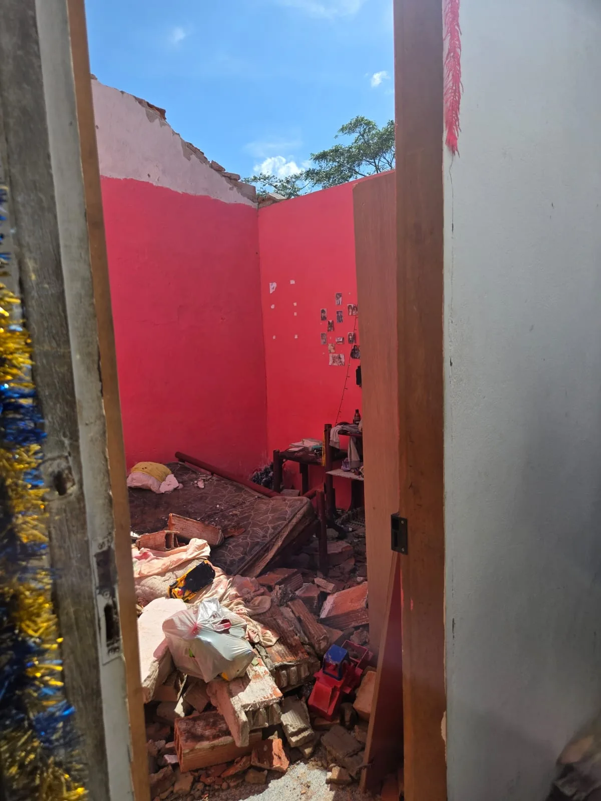Vendaval atinge 40 casas e deixa uma pessoa ferida em Mosqueiro