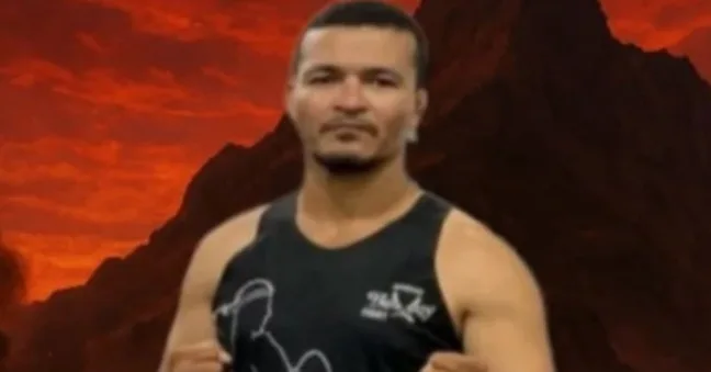 As medalhas e títulos conquistados no MMA agora são apenas lembrança para a família de Anderson Cleiton Alves de Souza, que foi assassinado com dez tiros