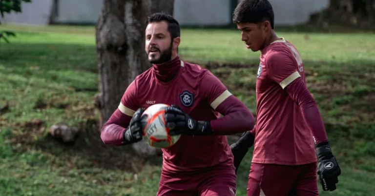 O goleiro Marcelo Rangel garante que o título do Parazão já está no passado e a meta agora é o acesso nacional - Foto: Samara Miranda/Remo