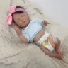 Os preços dos bebês reborn no Brasil variam bastante, dependendo de fatores como material, tamanho, marca e nível de detalhamento da boneca.