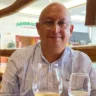 O médico Marinaldo Martins, diretor do Hospital Regional de Ipixuna do Pará e ex-secretário de Saúde de Paragominas, foi encontrado morto dentro de um carro.