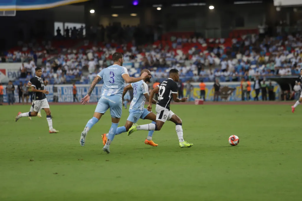 As torcidas de Remo e Paysandu têm motivos de sobra para ficar ligadas neste sábado (3). Os dois maiores clubes do Pará entram em campo pela sexta rodada da Série B