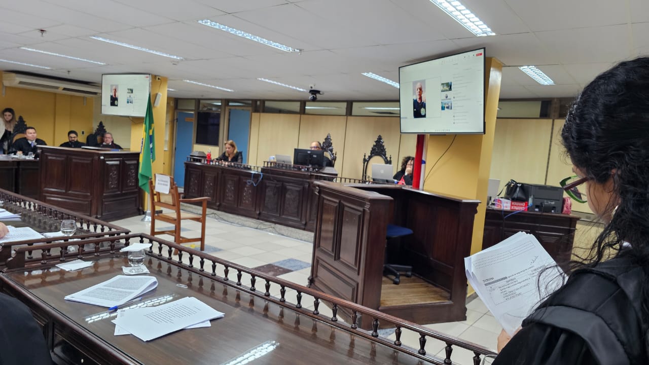 O júri popular que julga 14 acusados de participação na chacina no Centro de Recuperação de Redenção, no sudeste do Pará, chega nesta quarta-feira (21) ao seu terceiro dia de sessão
