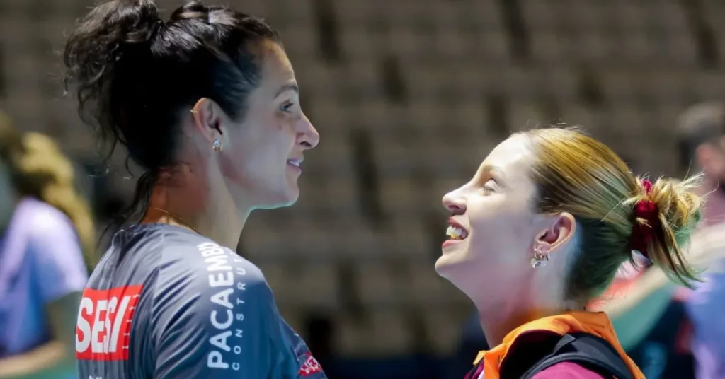 Osasco e Sesi Bauru decidem, nesta quinta-feira (1º), às 15h45 (horário de Brasília), o título da Superliga Feminina de Vôlei 2024. Foto: Divulgação