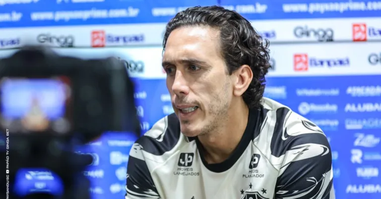 Maior artilheiro do Re-Pa, no século, com nove gols, o atacante Nicolas pode fazer do clássico desta quarta-feira, 7, a sua tábua de salvação na temporada