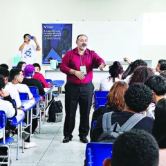 Os estudantes do 3º ano do ensino médio da escola estadual Ulysses Guimarães, em Belém, tiveram a oportunidade de dialogar com empresários paraenses sobre carreira