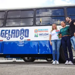 Nesta sexta-feira (30), a vice-governadora Hana Ghassan e o prefeito de Belém, Igor Normando, entregaram 33 novos ônibus com ar-condicionado