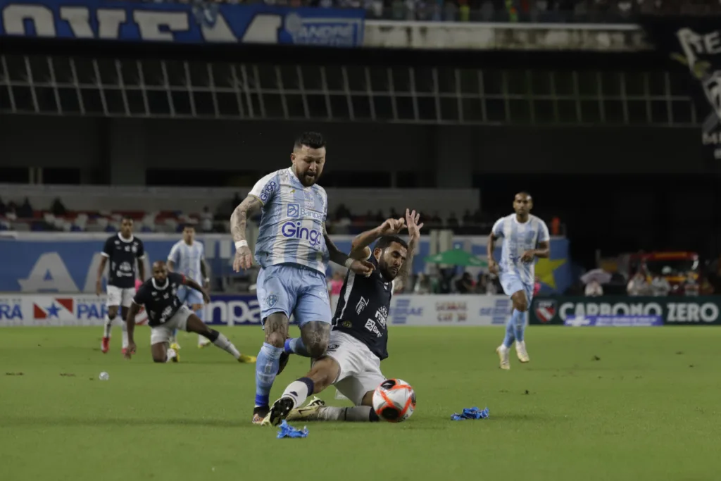 As trajetórias de Clube do Remo e Paysandu na Série B do Campeonato Brasileiro 2025 seguem desenhando panoramas absolutamente distintos. As trajetórias de Clube do Remo e Paysandu na Série B do Campeonato Brasileiro 2025 seguem desenhando panoramas absolutamente distintos.