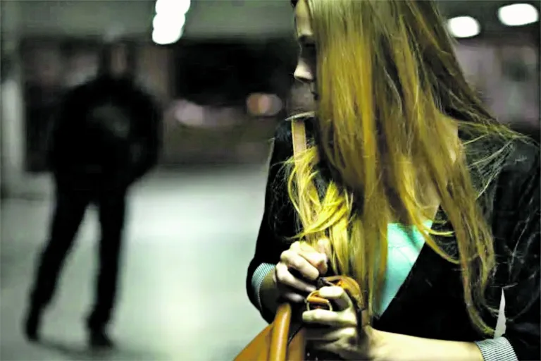 Mulheres costumam sofrer mais esse tipo de crime, explica a advogada Gabrielle Maués 

Foto: Reprodução/Divulgação
