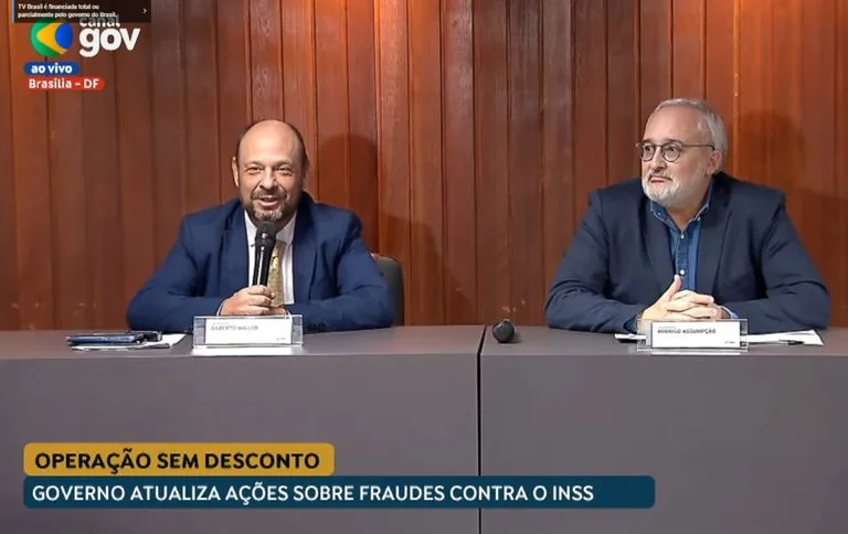 O presidente do INSS (Instituto Nacional do Seguro Social), Gilberto Waller Júnior, afirmou que 473 mil pessoas informaram não reconhecer os descontos em seus benefícios.
