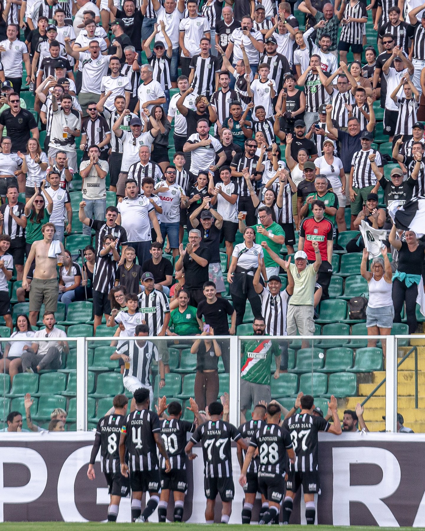 Neste domingo (18), às 19h (horário de Brasília), o Figueirense enfrenta o Ituano no Estádio Orlando Scarpelli, em Florianópolis,