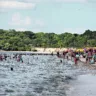 O Prefeito de Belém, Igor Normando, anuncia o lançamento das novas lanchas, chamadas de “Geladão”, para o itinerário Cotijuba/Icoaraci