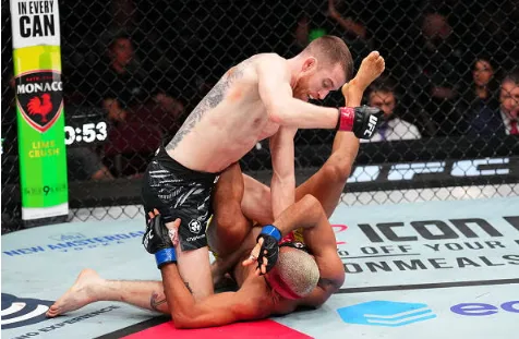 Cory Sandhagen venceu Deiveson Figueiredo na luta principal do UFC Des Moines. (Foto por Josh Hedges/Zuffa LLC)