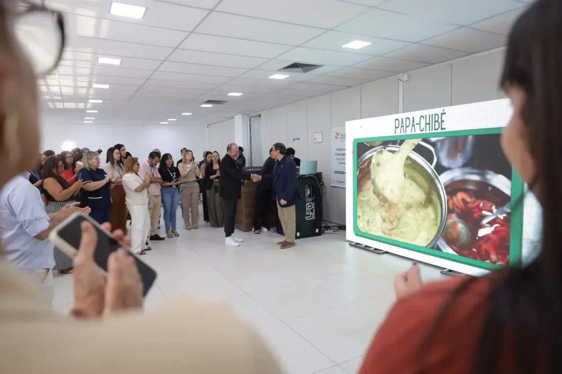 A tradicional bebida indígena da Amazônia, símbolo de ancestralidade e memória afetiva para os paraenses, dá nome a um inédito estudo sobre a gastronomia da capital do Pará A tradicional bebida indígena da Amazônia, símbolo de ancestralidade e memória afetiva para os paraenses, dá nome a um inédito estudo sobre a gastronomia da capital do Pará