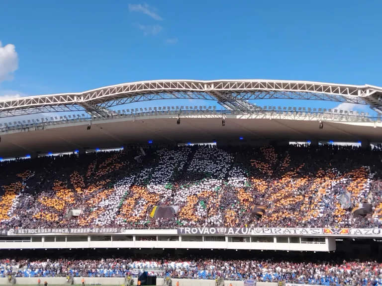 A torcida do Clube do Remo deu um verdadeiro espetáculo na tarde deste sábado (3), no Estádio Mangueirão, em Belém.