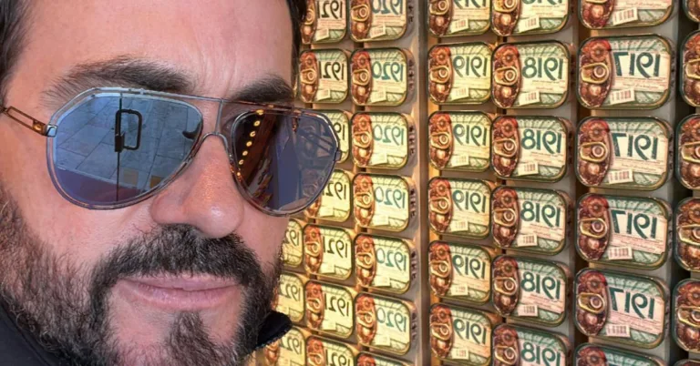 Jair José Aguiar da Rosa, de 36 anos, ex-gerente da cafeteria Havanna em Joinville (SC), afirma ter sido demitido sem justa causa após uma situação envolvendo o padre Fábio de Melo.