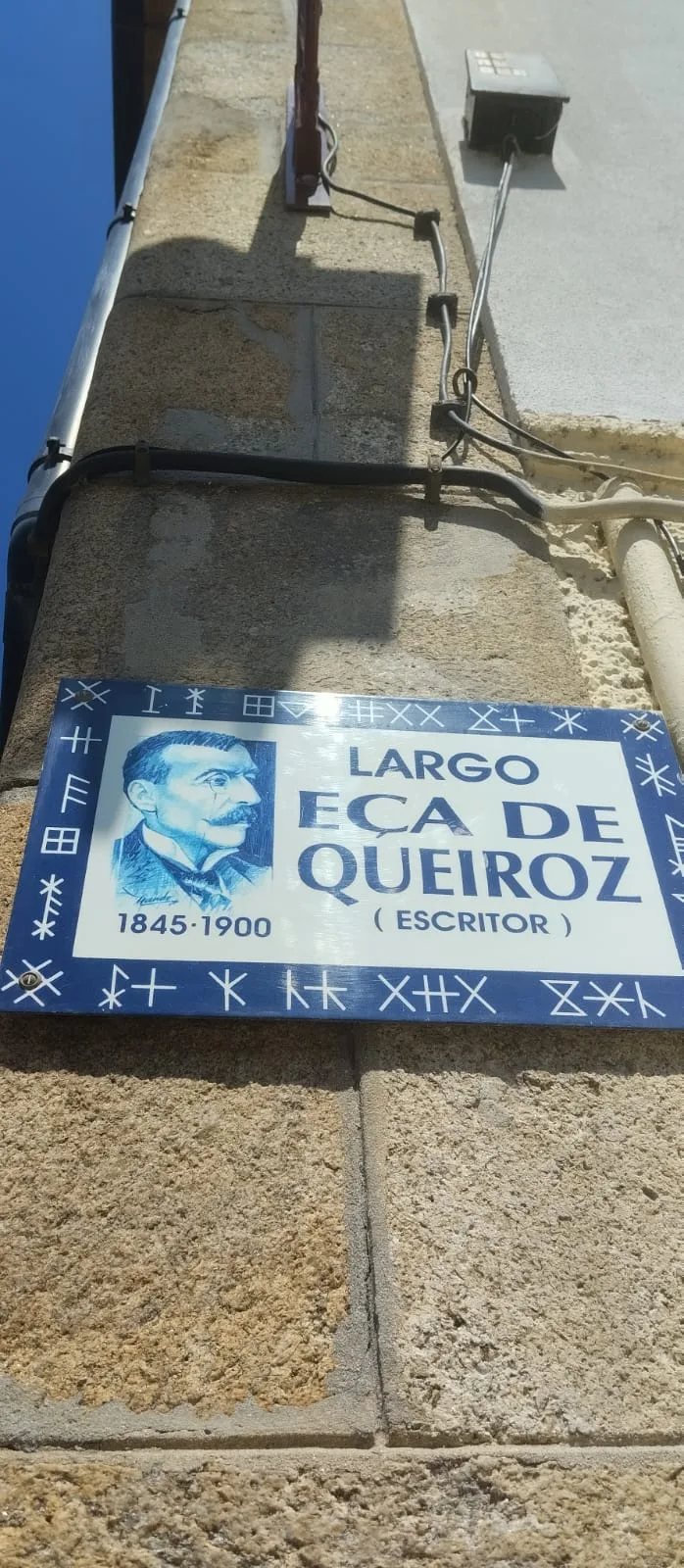 A obra de José Maria de Eça de Queiroz é tão especial que, ainda nos dias de hoje, monografias em universidades, séries e filmes baseados na obra dele fazem parte de nossas vidas.