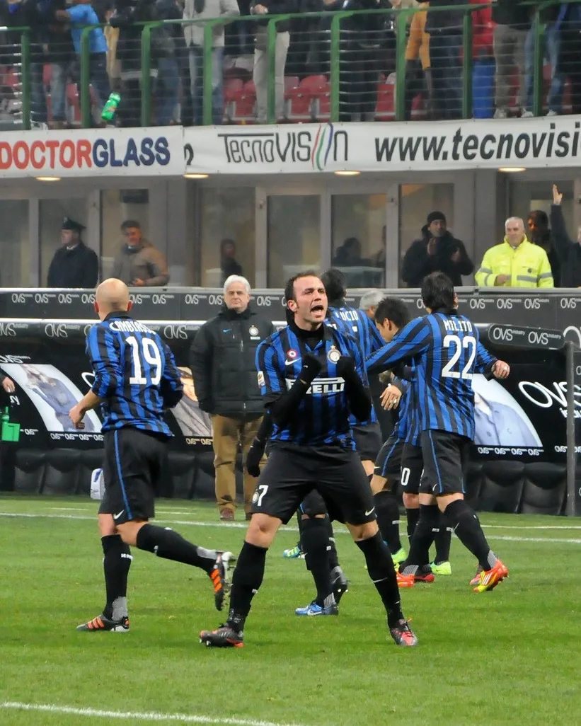 Inter de Milão e Lazio se enfrentam neste domingo, 18 de maio, em um confronto decisivo válido pela 37ª rodada da Serie A italiana. Inter de Milão e Lazio se enfrentam neste domingo, 18 de maio, em um confronto decisivo válido pela 37ª rodada da Serie A italiana.