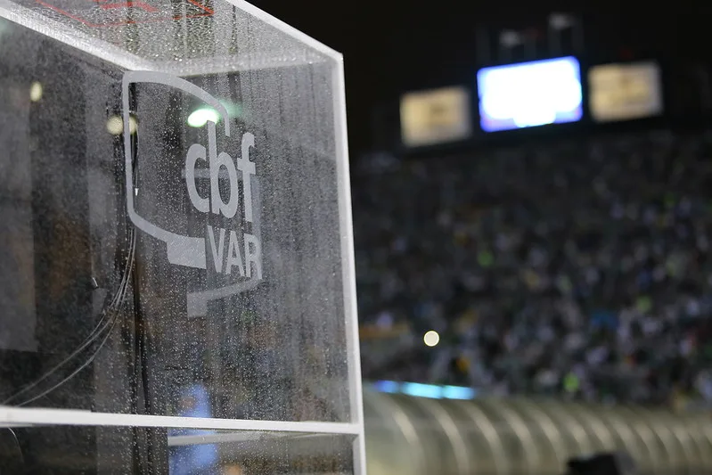 Confederação Brasileira de Futebol (CBF) ainda não disponibilizou os áudios das cabines do VAR dos jogos de Remo e Paysandu Confederação Brasileira de Futebol (CBF) ainda não disponibilizou os áudios das cabines do VAR dos jogos de Remo e Paysandu
