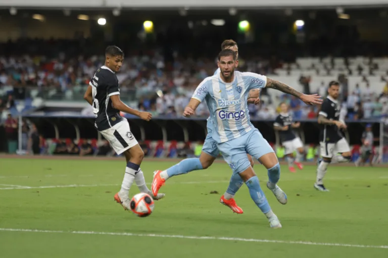 Demorou, mas, finalmente, a decisão do Parazão 2025 chegou. Remo e Paysandu entram em campo, hoje, às 21h, no Mangueirão, para o primeiro