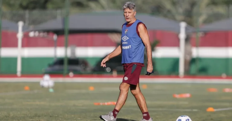 Renato Gaúcho deu outra cara ao Flu. FOTOS: LUCAS MERÇON / FLUMINENSE F.C.