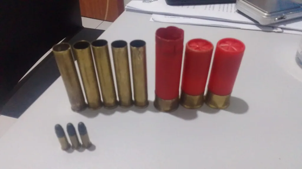 Dois integrantes de uma quadrilha envolvida com o tráfico de drogas e crimes na região do Baixo Tocantins morreram em confronto com a Polícia Militar neste sábado Dois integrantes de uma quadrilha envolvida com o tráfico de drogas e crimes na região do Baixo Tocantins morreram em confronto com a Polícia Militar neste sábado