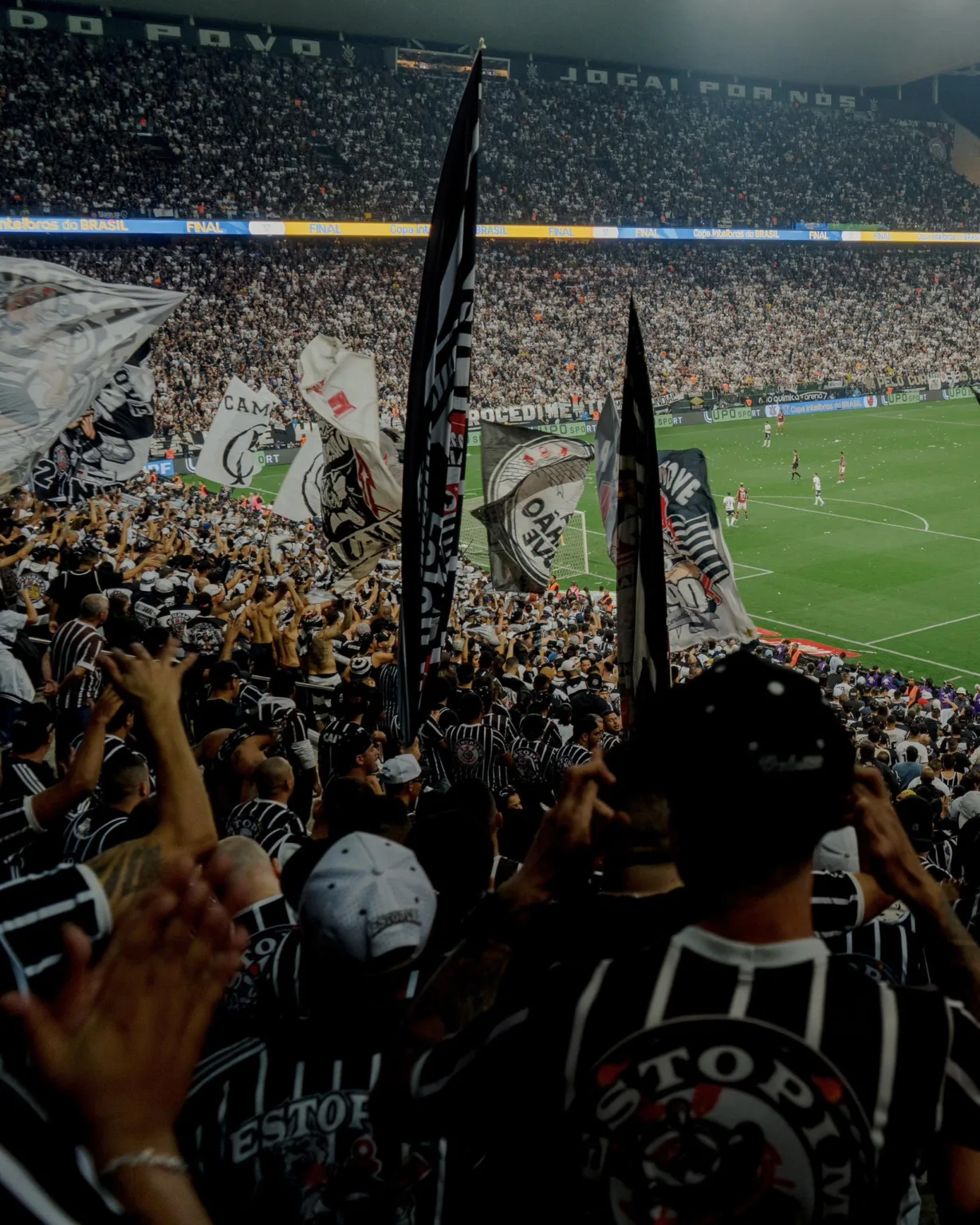 O domingo será de clássico no Campeonato Brasileiro. Corinthians e Santos se enfrentam neste domingo (19), às 16h (de Brasília) O domingo será de clássico no Campeonato Brasileiro. Corinthians e Santos se enfrentam neste domingo (19), às 16h (de Brasília)