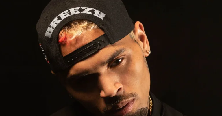 O cantor norte-americano Chris Brown, de 36 anos, foi preso na madrugada desta quinta-feira (15) em Manchester, no Reino Unido