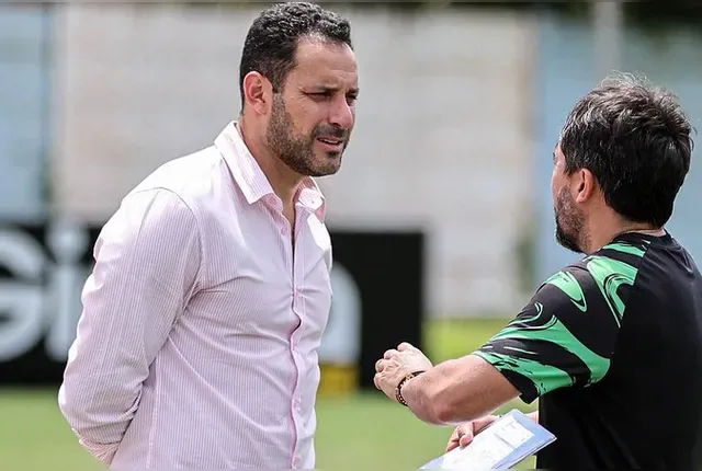 A vida de Carlos Frontini, novo executivo de futebol do Paysandu, mudou significativamente desde sua última passagem como atacante do Clube do Remo