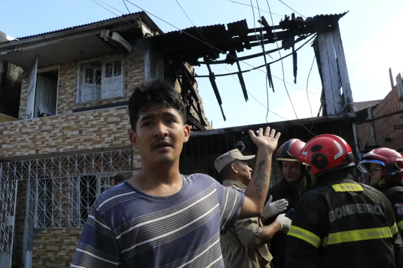BELEM-PARA-BRASIL-04-06-2025-FOTOS ANTONIO MELO-( RESCALDO INCINDIO CREMAÇAO)( ALEXANDRE  21,ESTUDANTE DE JORNALISMO TAMBEM PERDEU A CASA )