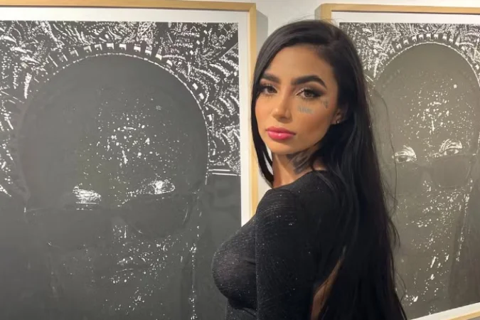 Cantora Ana B morre após cirurgia estética na Turquia: família denuncia negligência