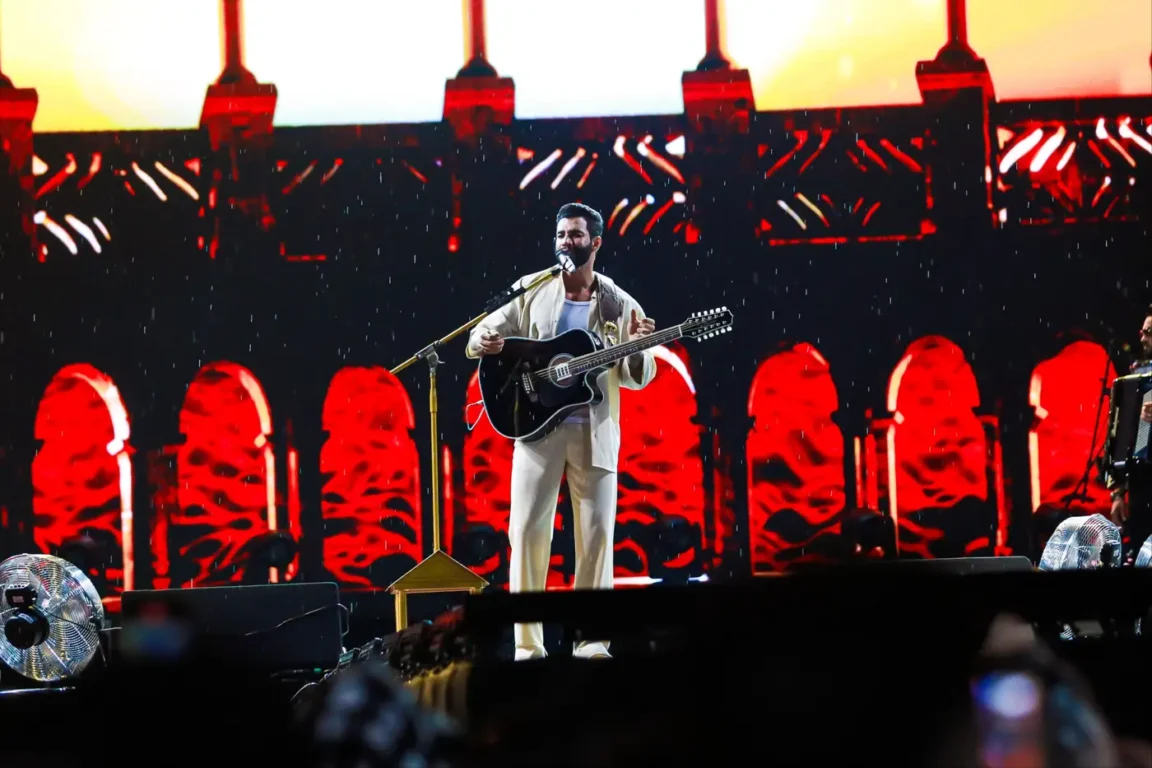 Começou ontem à noite a segunda edição do Parárraiá, um festival junino que ocorre no estacionamento do estádio Mangueirão, em Belém.