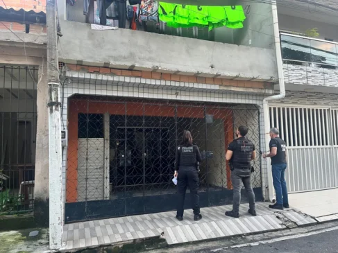 Polícia Civil prendeu uma mulher suspeita de tentativa de homicídio qualificado contra um bebê de 11 meses.