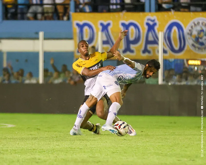Tinha tudo para ser uma grande festa, com a Fiel lotando à Curuzu, na reabertura do estádio. Mas, o Paysandu voltou a decepcionar sua torcida,