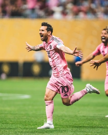 Lionel Messi, aos 37 anos, segue mostrando por que é um dos maiores da história.