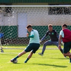 A Chapecoense, atualmente na 8ª colocação com 19 pontos, pode terminar a noite dentro do G-4 — ao menos provisoriamente — caso vença fora de casa.