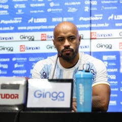 O Paysandu contratou praticamente um time inteiro, aproveitando a “mini janela” de transferência de nove dias
