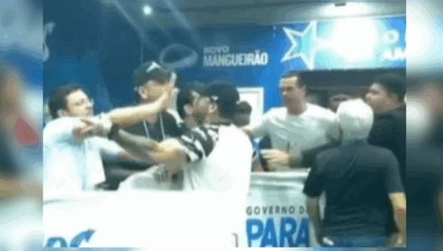 Vídeo: Torcida dá show, mas dirigentes de Remo e Paysandu quase vão às vias de fato