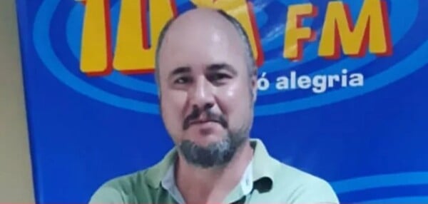 O radialista Fabiano Olivato, de 51 anos, faleceu na noite da última segunda-feira (16) após sofrer um acidente de moto em Jundiaí (SP).